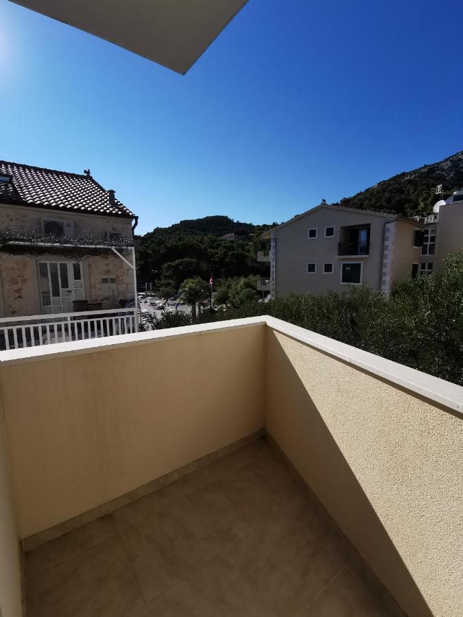 Apartmani Kronjac Milna  Dış mekan fotoğraf