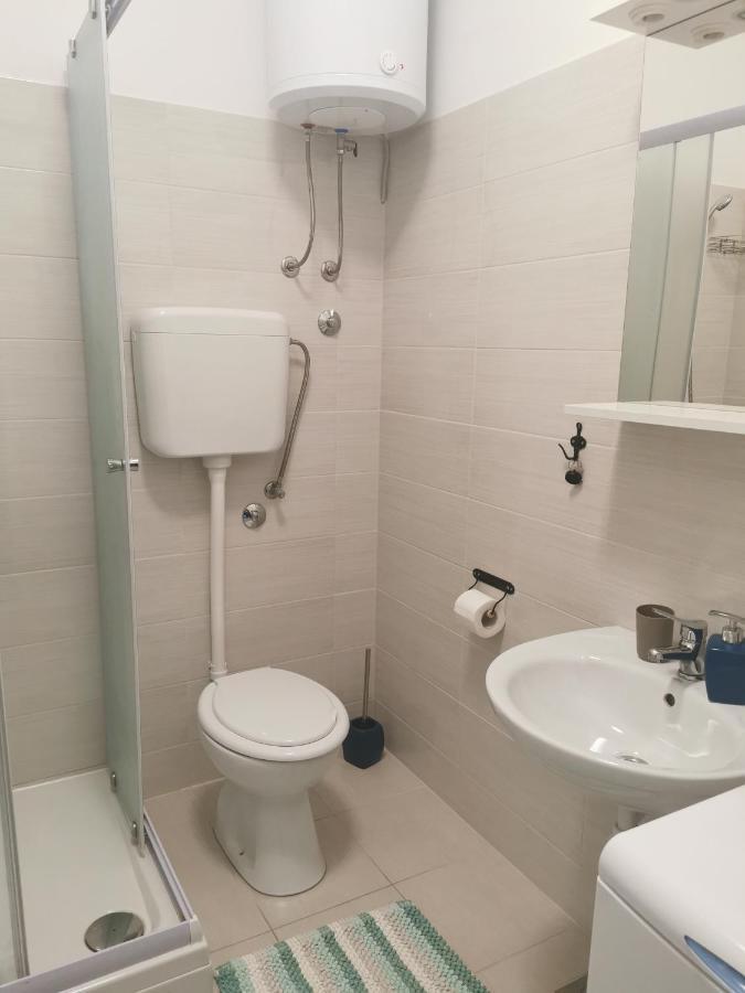 Apartmani Kronjac Milna  Dış mekan fotoğraf