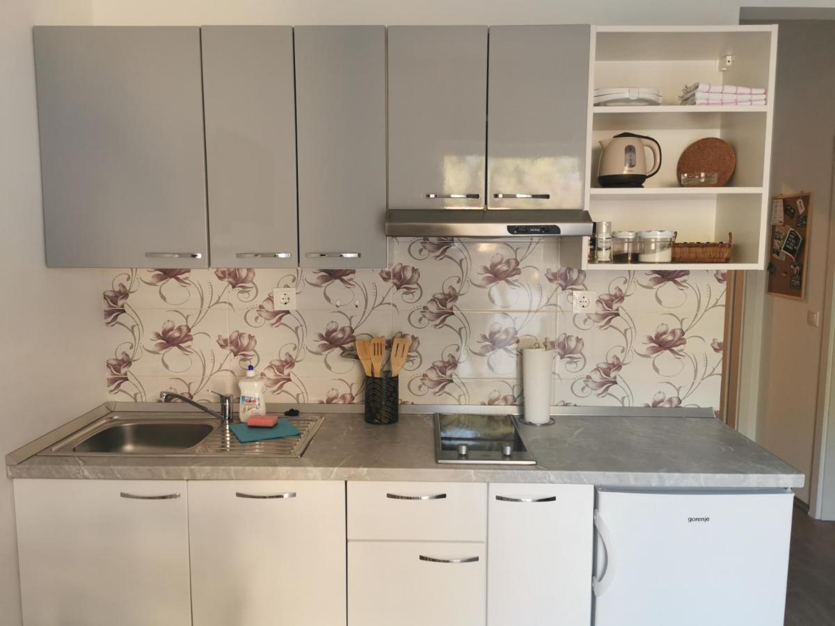 Apartmani Kronjac Milna  Dış mekan fotoğraf