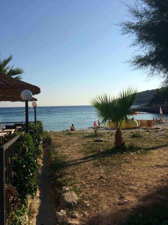 Apartmani Kronjac Milna  Dış mekan fotoğraf
