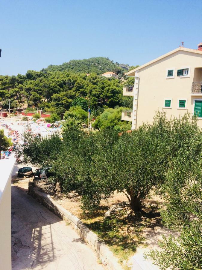 Apartmani Kronjac Milna  Dış mekan fotoğraf